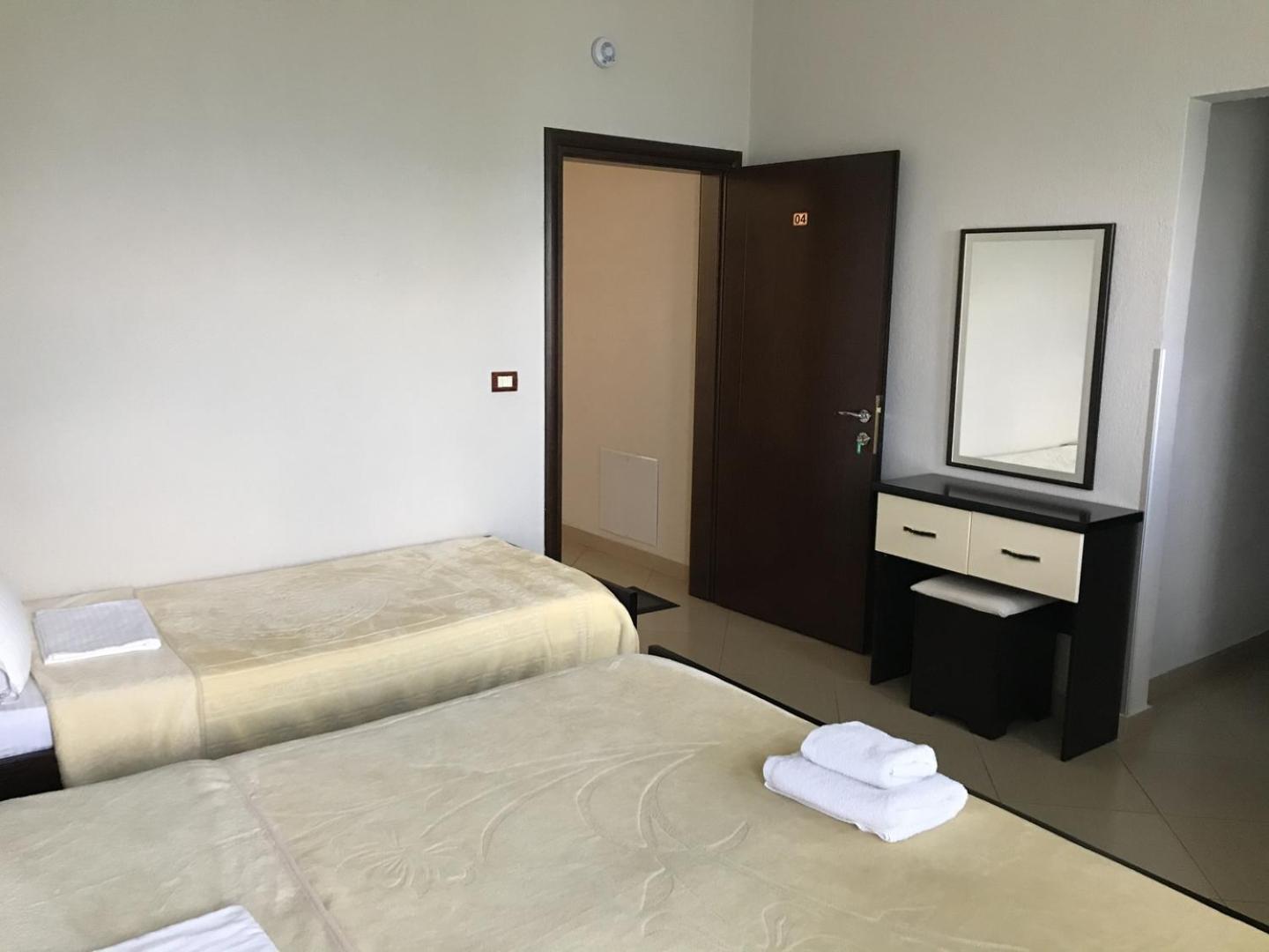 Hotel Camping Lini الغرفة الصورة